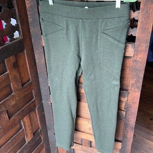 Ankle length, large, petite pants.